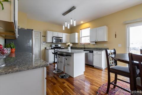 2590 Rourke Dr, Aurora, IL 60503 photo 10