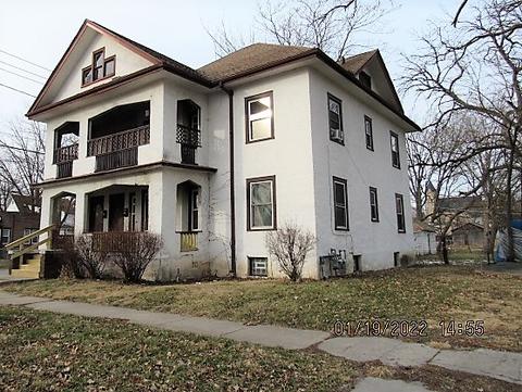 551 E Hickory St, Kankakee, IL 60901 photo 5