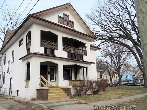 551 E Hickory St, Kankakee, IL 60901 photo 3