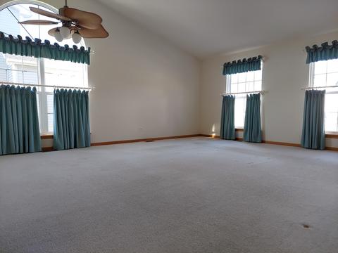 7214 Waterman Dr, Plainfield, IL 60586 photo 4