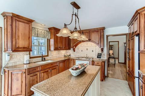 1120 Surrey Ln, Itasca, IL 60143 photo 8
