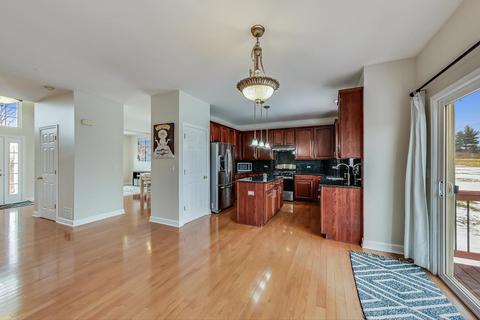 1505 Russell Dr, Hoffman Estates, IL 60192 photo 10