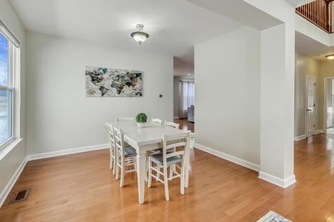 1505 Russell Dr, Hoffman Estates, IL 60192 photo 5