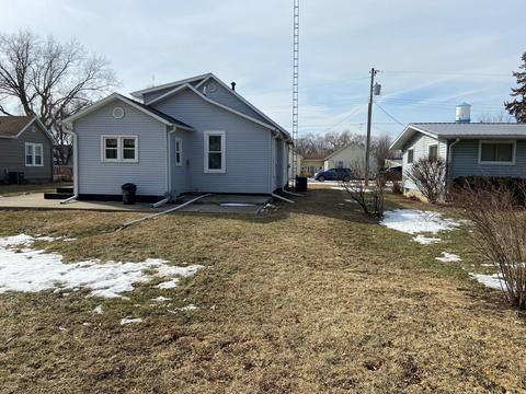 106 N Taylor St, Cherry, IL 61317 photo 6
