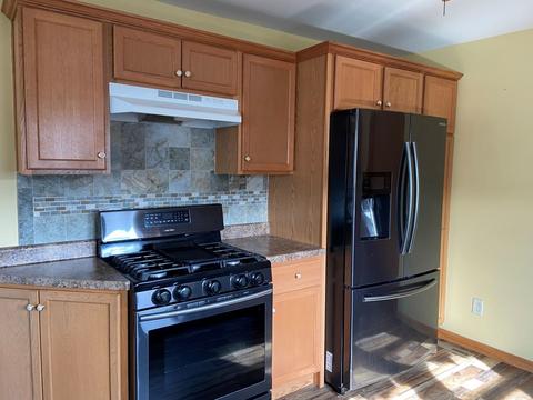 106 N Taylor St, Cherry, IL 61317 photo 9