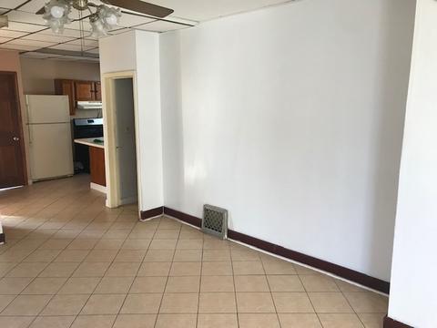 705 Spring St, Aurora, IL 60505 photo 4