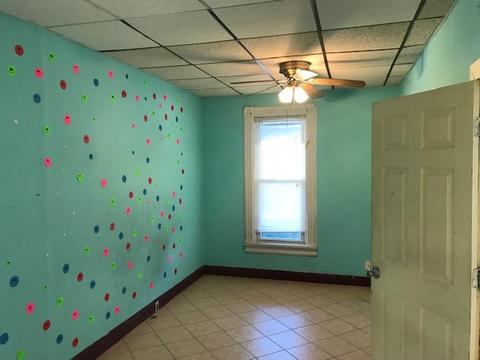 705 Spring St, Aurora, IL 60505 photo 12