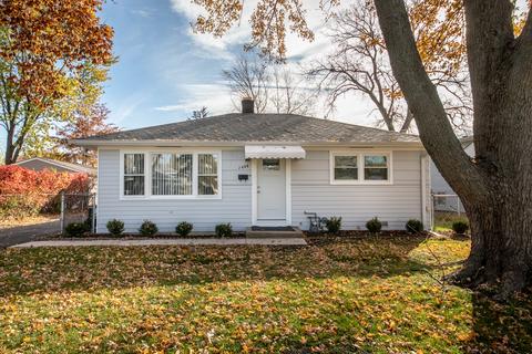 2408 Bluebird Ln, Rolling Meadows, IL 60008 photo 2