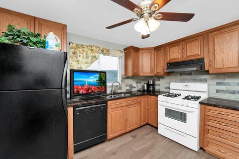 27 E 99th Pl, Chicago, IL 60628 photo 10