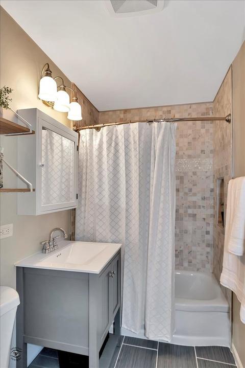 2908 Prairie Ave, Brookfield, IL 60513 photo 18