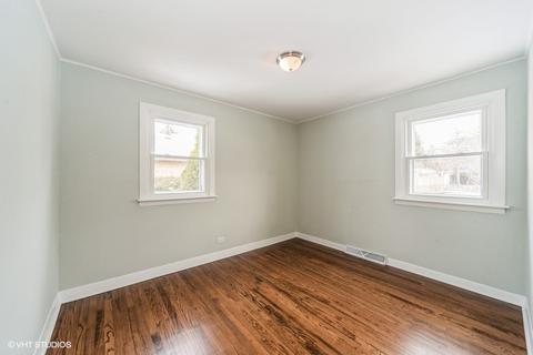 2711 Eisenhower Dr, Des Plaines, IL 60018 photo 11