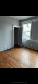 200 E Webster St, Joliet, IL 60432 photo 4