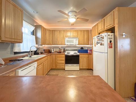 2128 10th St, Peru, IL 61354 photo 5