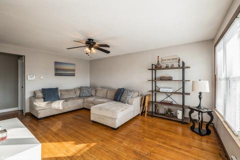 4547 S Kilpatrick Ave, Chicago, IL 60632 photo 3