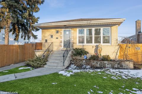 4547 S Kilpatrick Ave, Chicago, IL 60632 photo 1