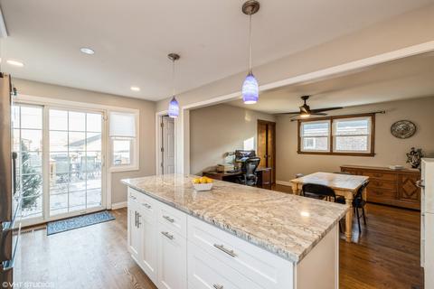 4547 S Kilpatrick Ave, Chicago, IL 60632 photo 8