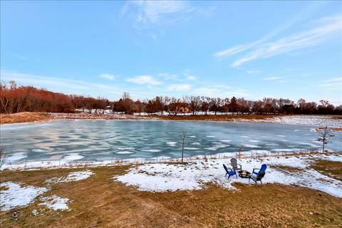 1803 Chandolin Ct, Elgin, IL 60124 photo 2