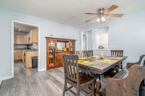 824 E Jefferson St, Morris, IL 60450 photo 11