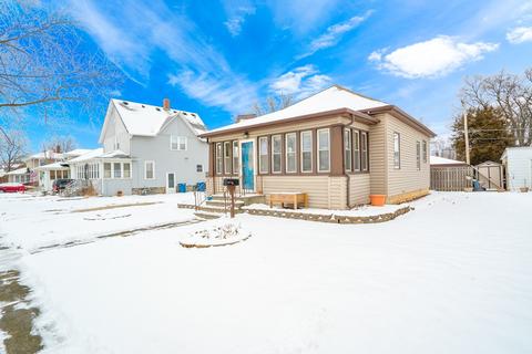 824 E Jefferson St, Morris, IL 60450 photo 3