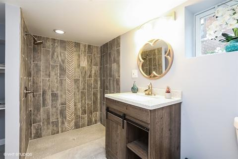 9052 S Pleasant Ave, Chicago, IL 60643 photo 18