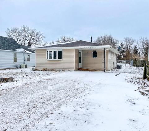 8 Willow St, Dewey, IL 61840 photo 1