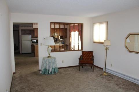 505 Jenkran St #2, Morrison, IL 61270 photo 5