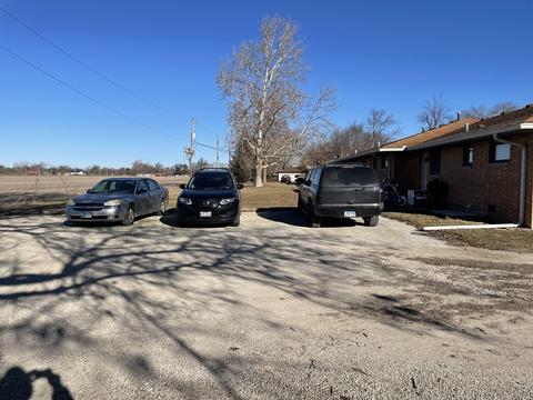 302 S John St, Thomasboro, IL 61878 photo 5
