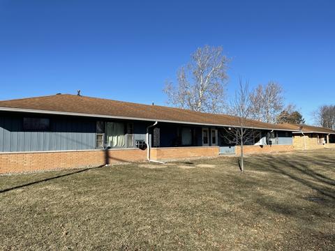 302 S John St, Thomasboro, IL 61878 photo 3
