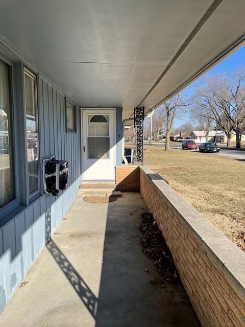 302 S John St, Thomasboro, IL 61878 photo 22