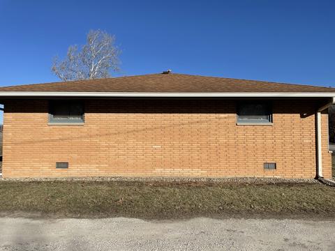 302 S John St, Thomasboro, IL 61878 photo 4
