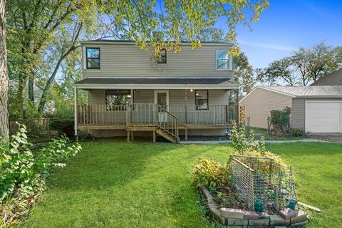 297 11th St, Wheeling, IL 60090 photo 2