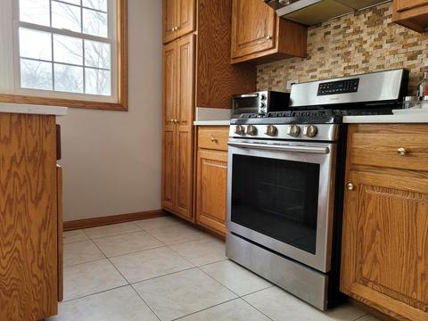 14330 Springfield Ave, Midlothian, IL 60445 photo 8