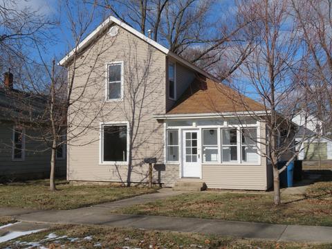 618 E Illinois Ave, Morris, IL 60450 photo 1