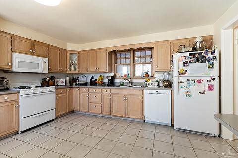 532 Spring St, Batavia, IL 60510 photo 13