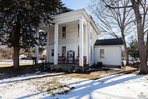 532 Spring St, Batavia, IL 60510 photo 1