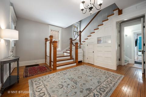 1031 Maple Ave, Evanston, IL 60202 photo 7