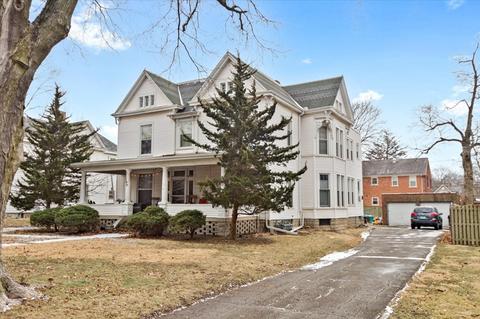 1105 E Jefferson St, Bloomington, IL 61701 photo 3
