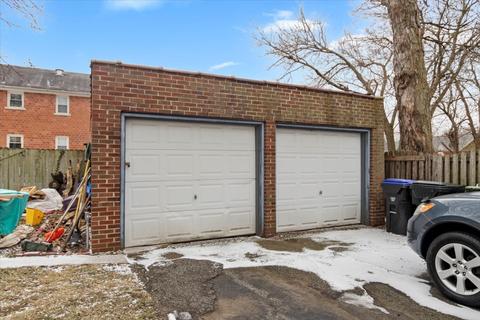 1105 E Jefferson St, Bloomington, IL 61701 photo 6