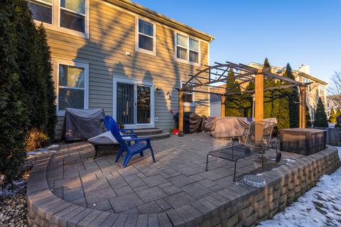 2013 Lucca Dr, Elgin, IL 60123 photo 4