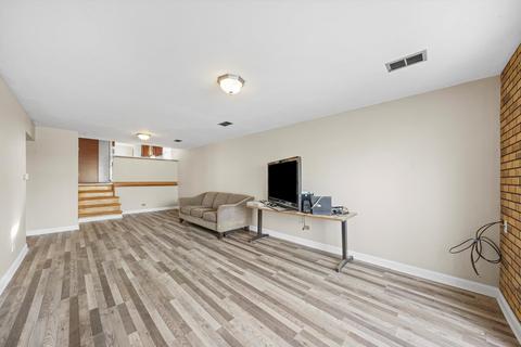 7818 W 80th Pl, Bridgeview, IL 60455 photo 11