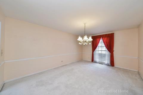 2064 Gladstone Dr, Wheaton, IL 60189 photo 4