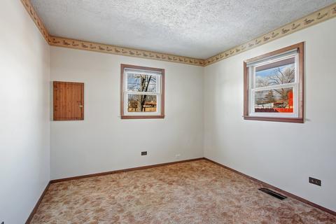 3124 Florence Ave, Steger, IL 60475 photo 4