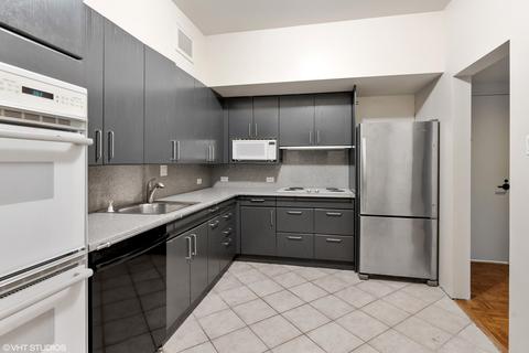 175 E Delaware Pl #5016, Chicago, IL 60611 photo 8
