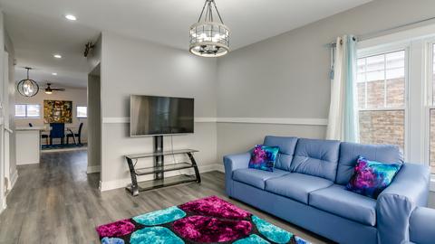 2050 E 83rd St, Chicago, IL 60617 photo 4