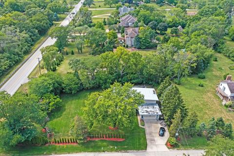 7816 Drew Ave, Burr Ridge, IL 60527 photo 3