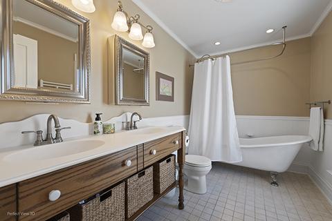318 E Union Ave, Wheaton, IL 60187 photo 31