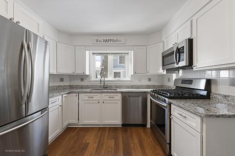 318 E Union Ave, Wheaton, IL 60187 photo 9