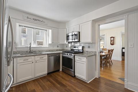 318 E Union Ave, Wheaton, IL 60187 photo 10
