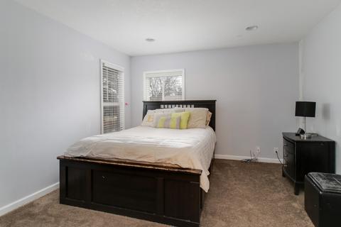 907 S Linden St, Normal, IL 61761 photo 22