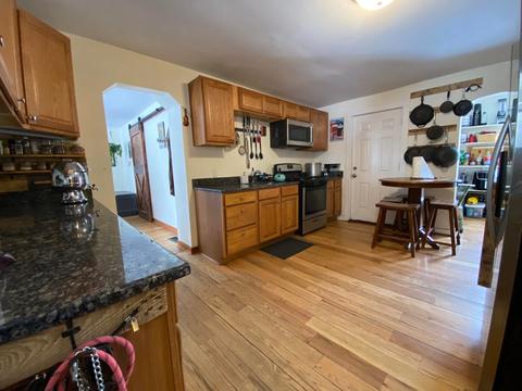 211 State St, Maple Park, IL 60151 photo 7